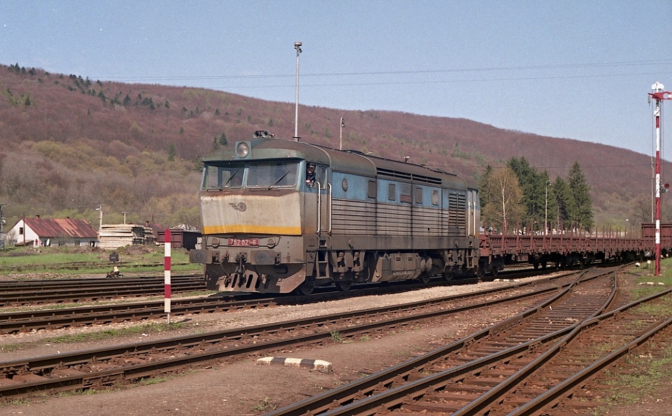 752 021-6