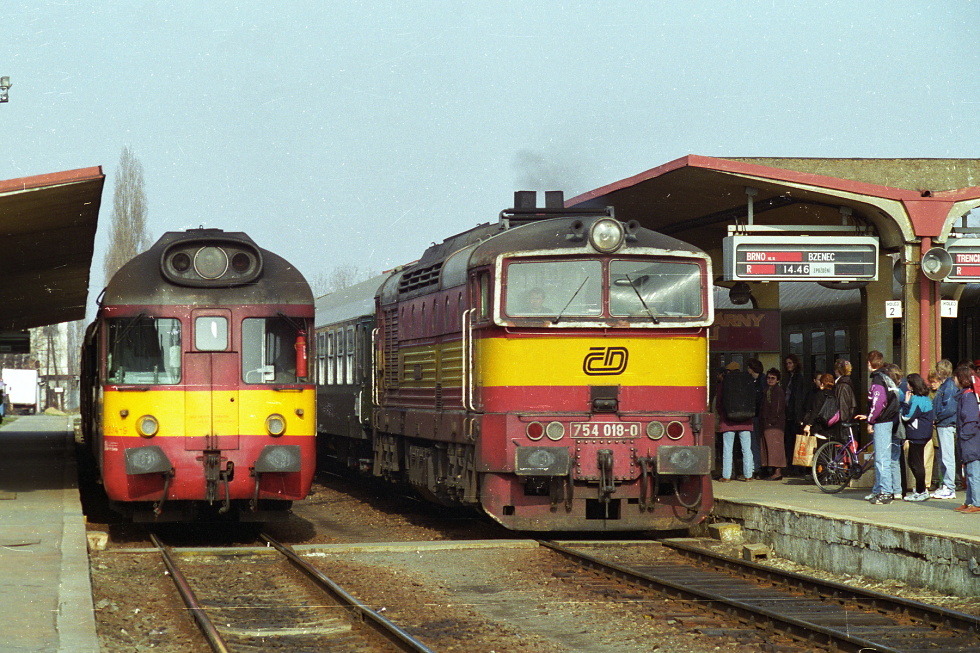 754 018-0