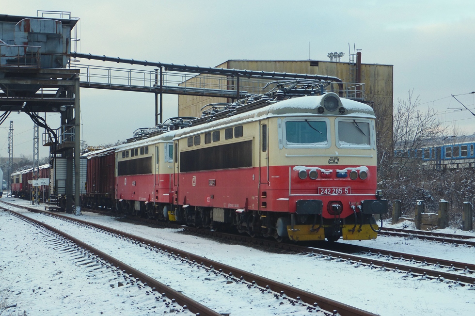 242 285-5