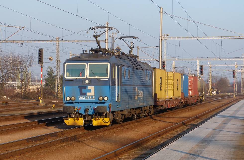 363 073-8