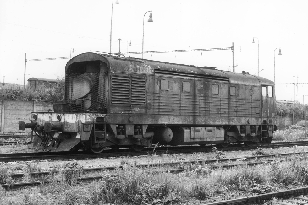 752 038-0