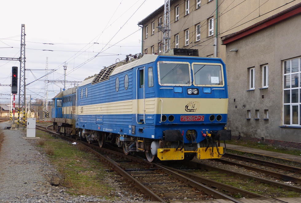 362 057-2