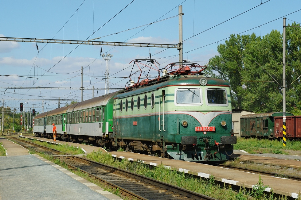140 085-2