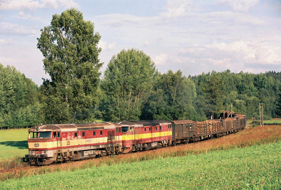 751 089-4