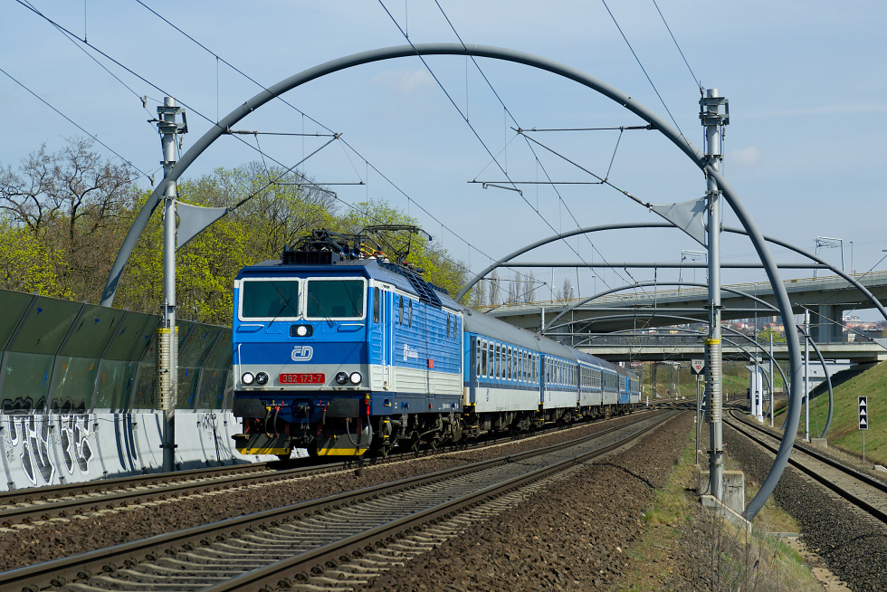 362 173-7