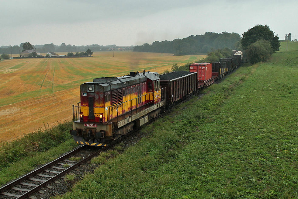 742 293-4