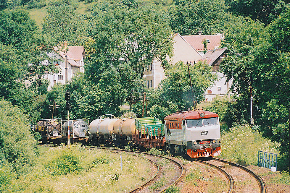 749 081-6
