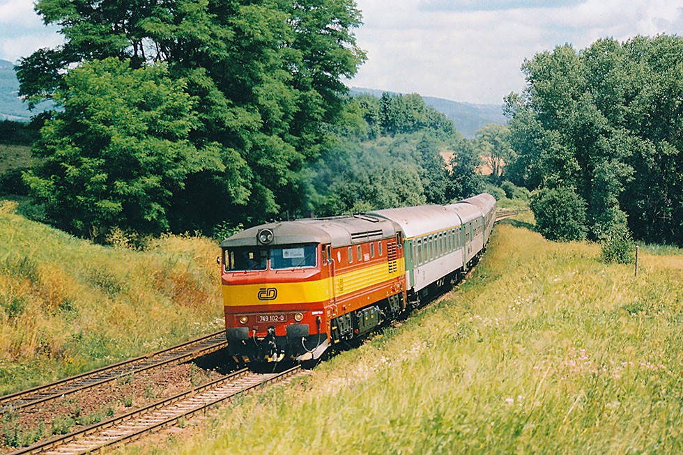 749 102-0