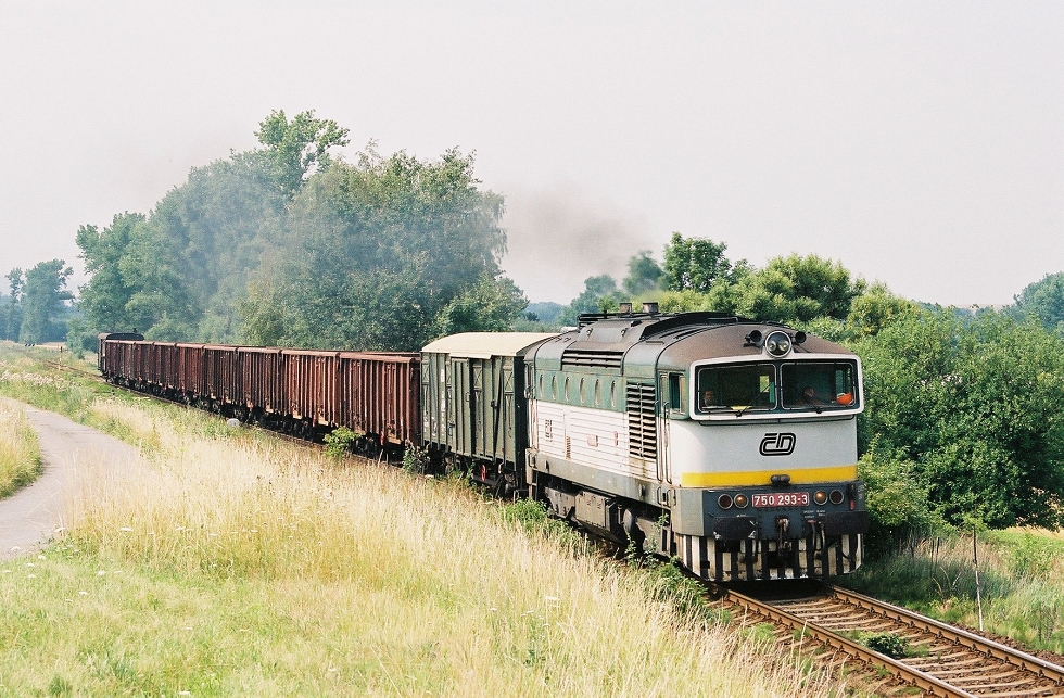 750 293-3