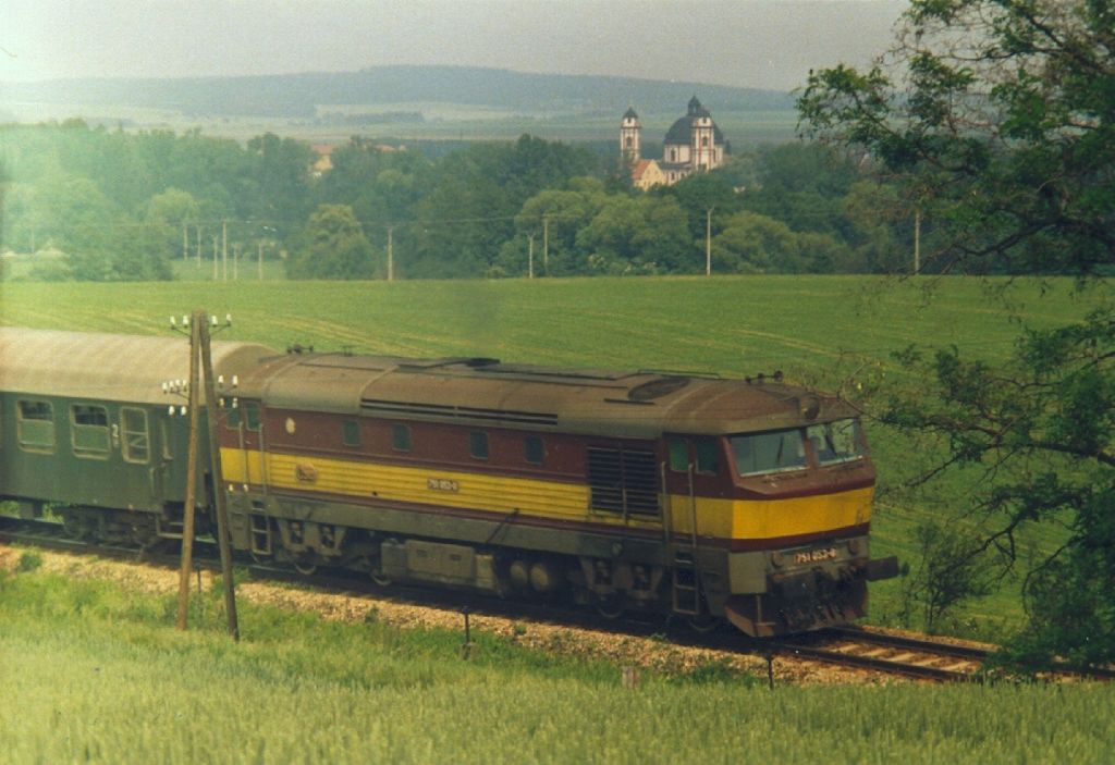 751 053-0