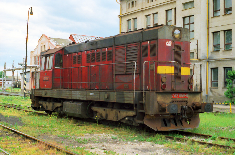 742 059-9