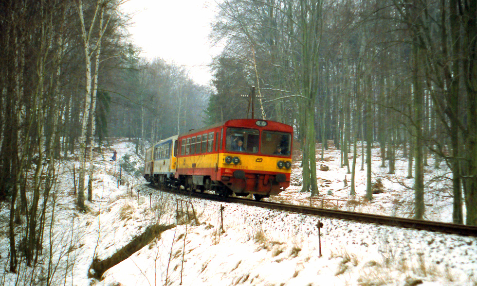 810 592-6