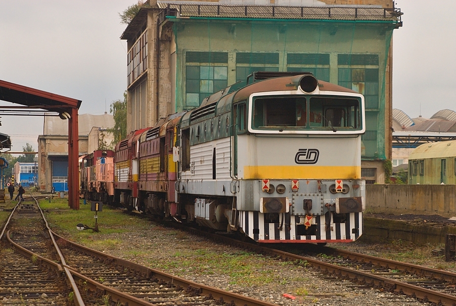 750 218-0