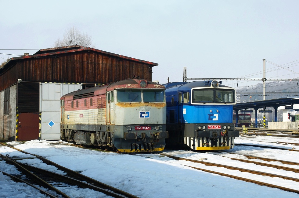 751 364-1