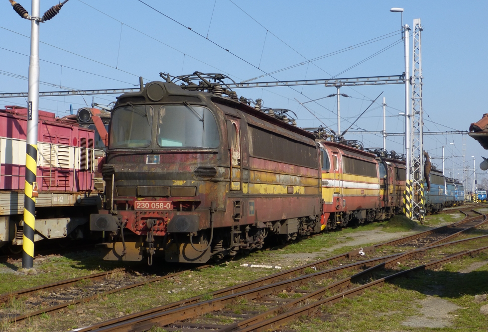 230 058-0