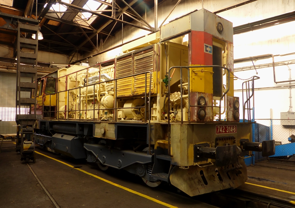 742 314-8