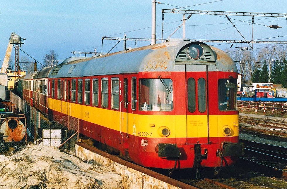 850 002-7