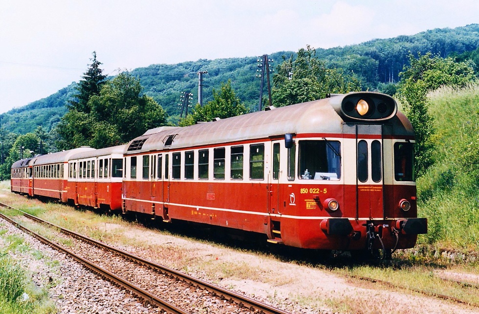 850 022-5