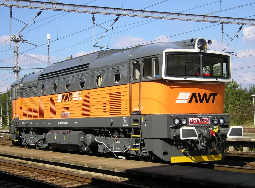 753 741-8