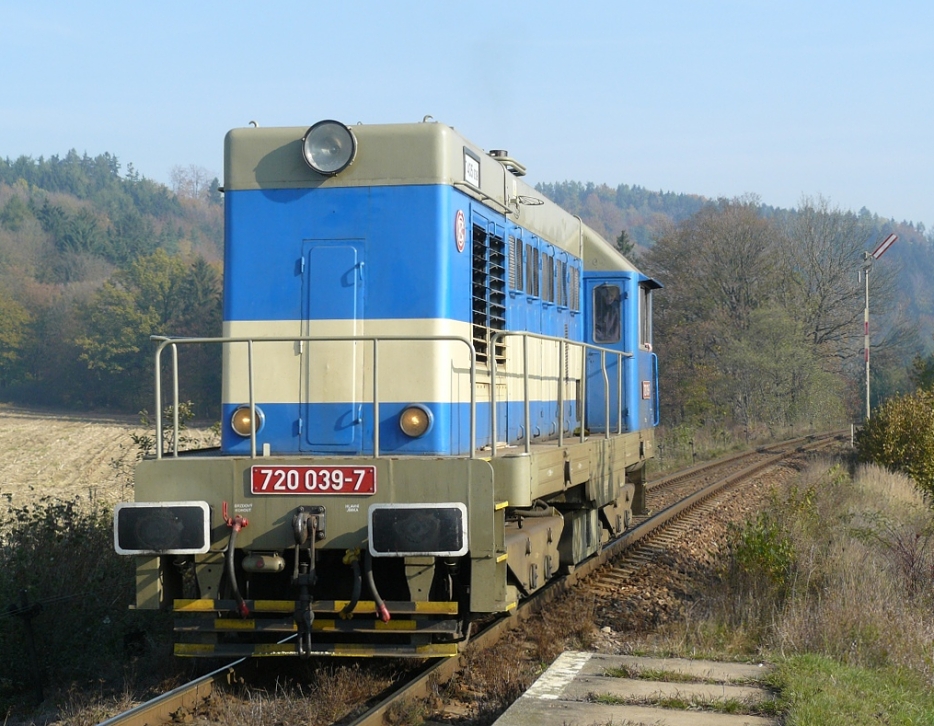 720 039-7