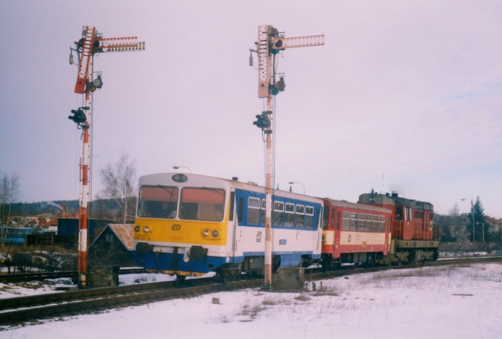 810 421-8