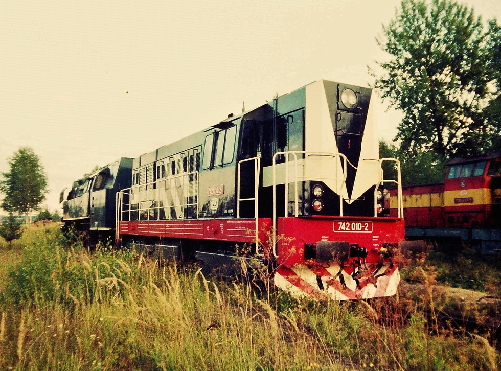 742 010-2