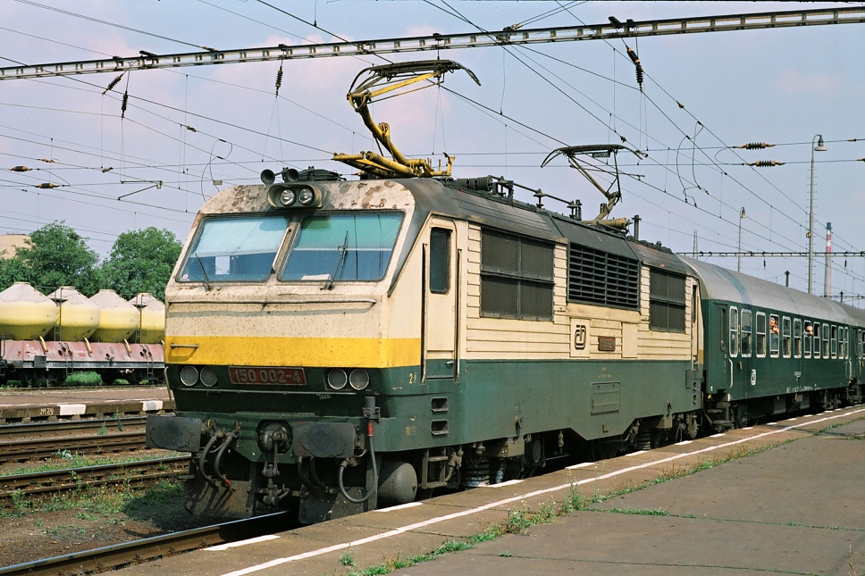 150 002-4