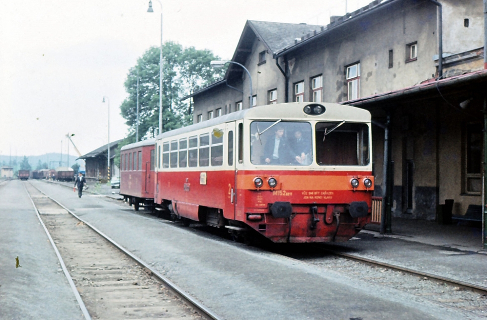M152.0211