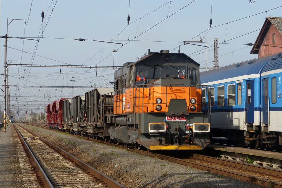 740 424-7