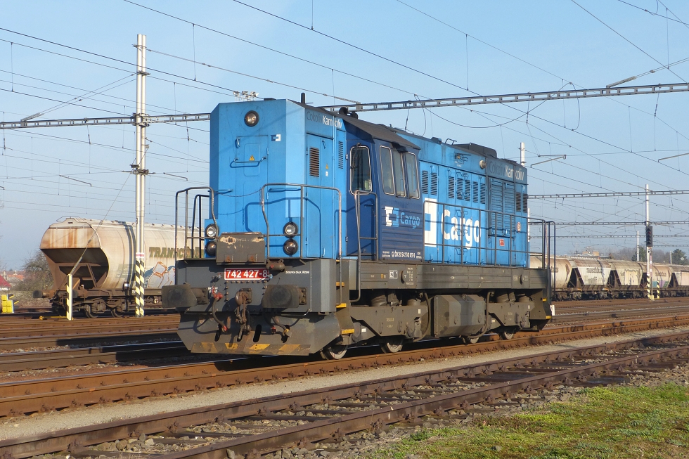 742 427-8