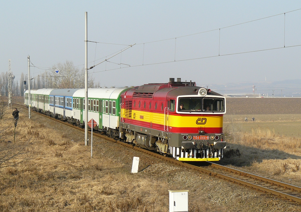 754 044-6