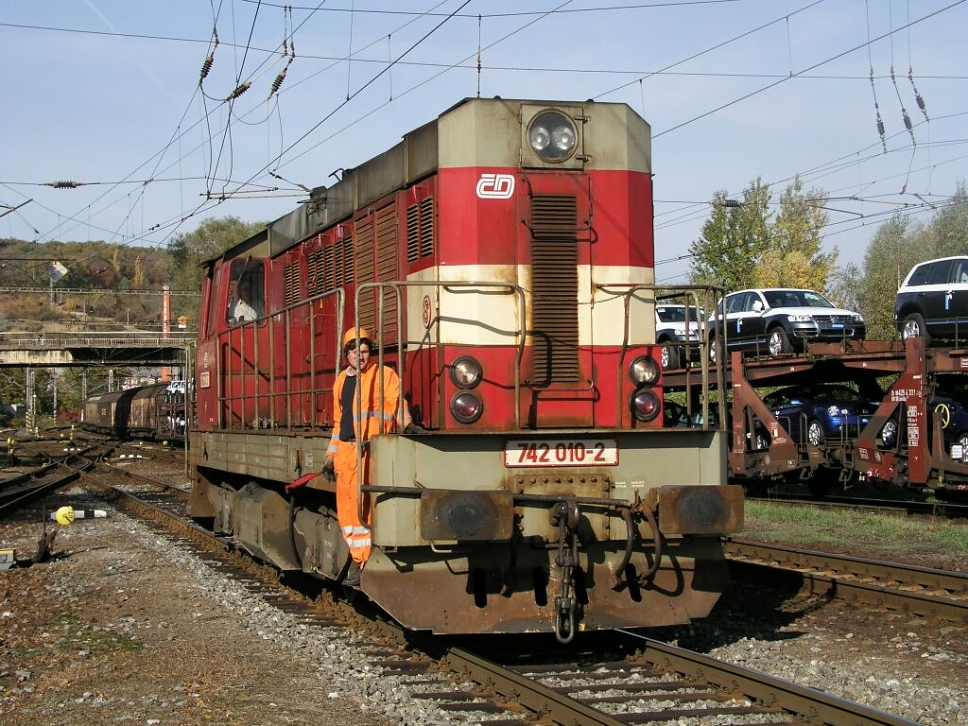 742 010-2