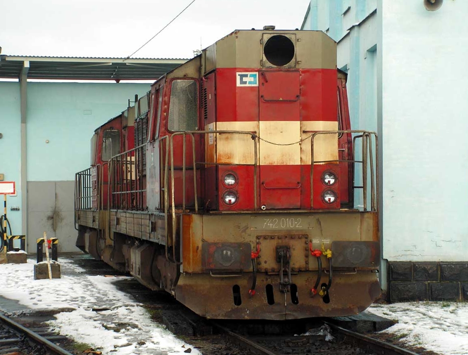 742 010-2