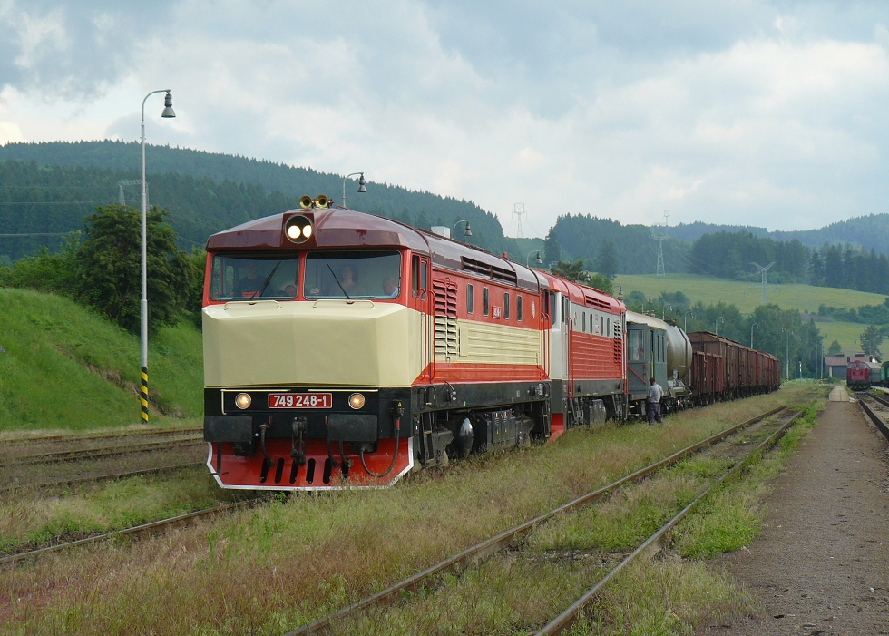 749 248-1