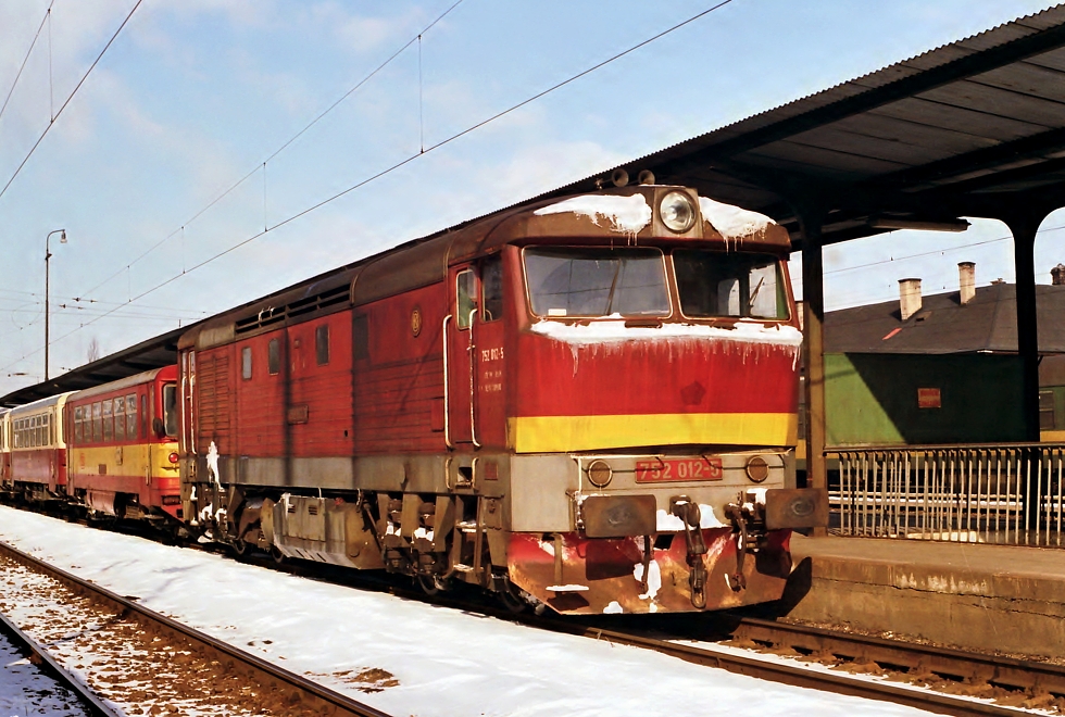 752 012-5
