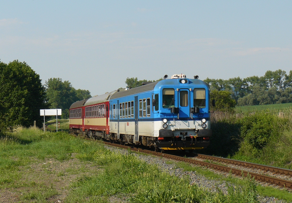 842 019-2