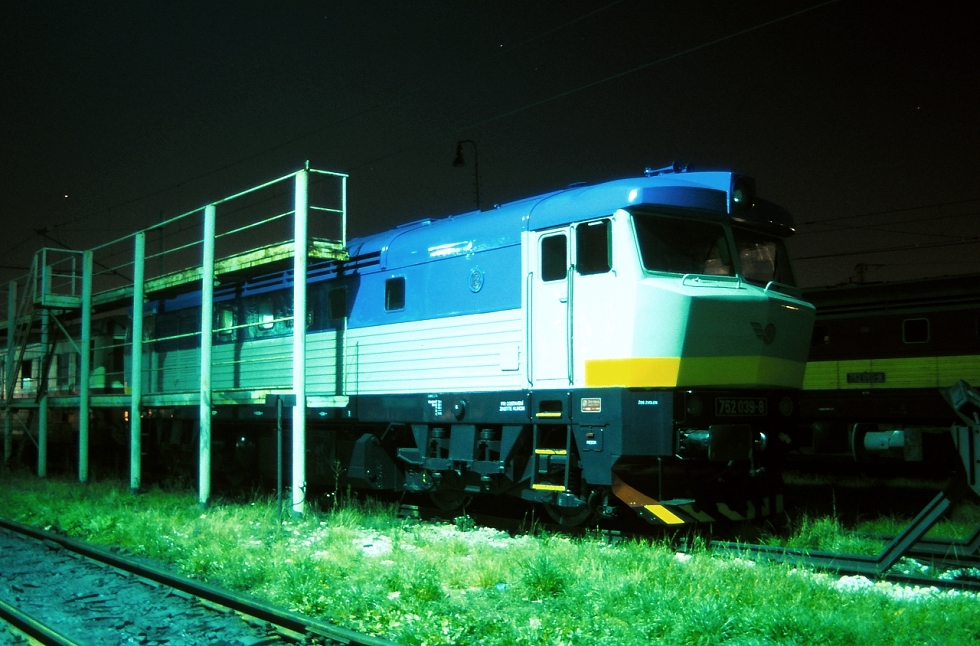 752 039-8