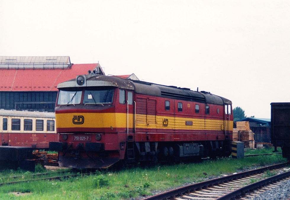 751 021-7