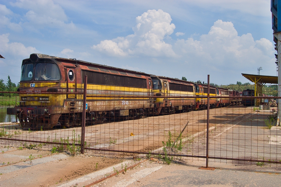 230 023-4