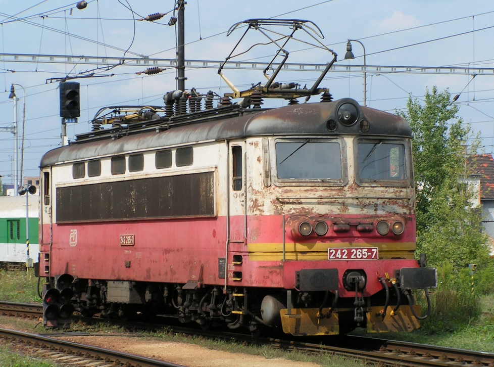 242 265-7