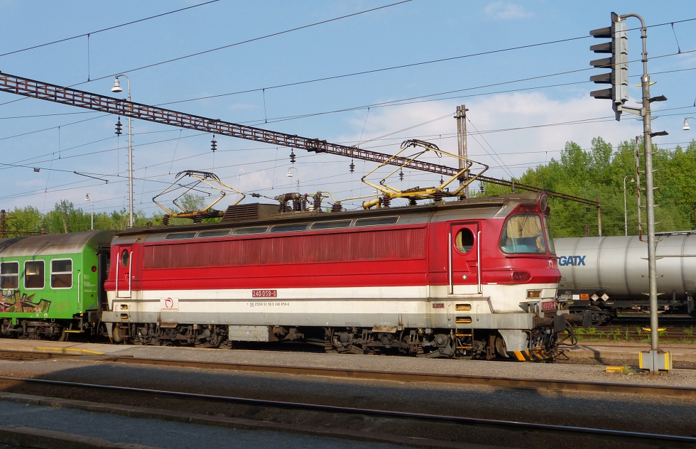 240 059-6