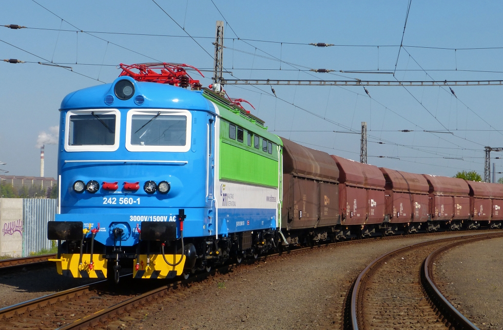 242 560-1
