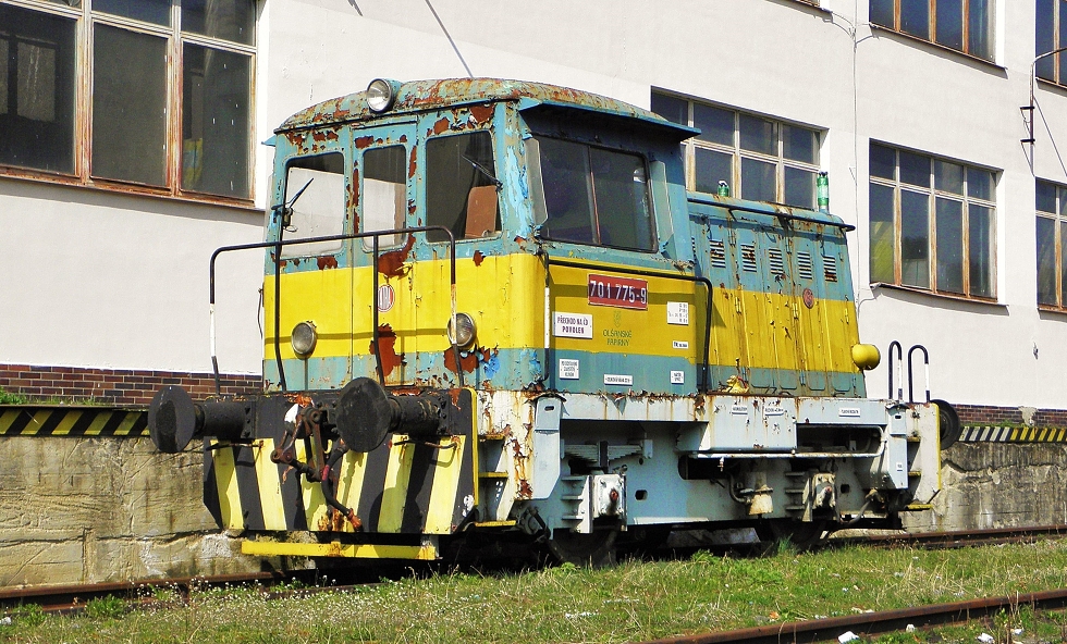 701 775-9