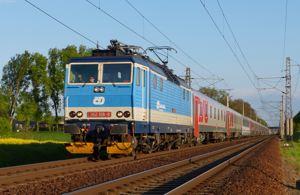 362 158-8