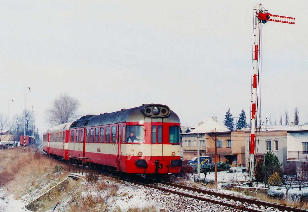 851 020-8