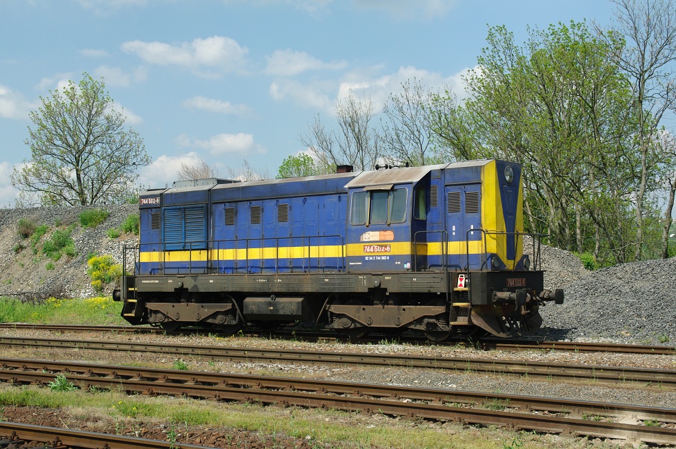 744 502-6