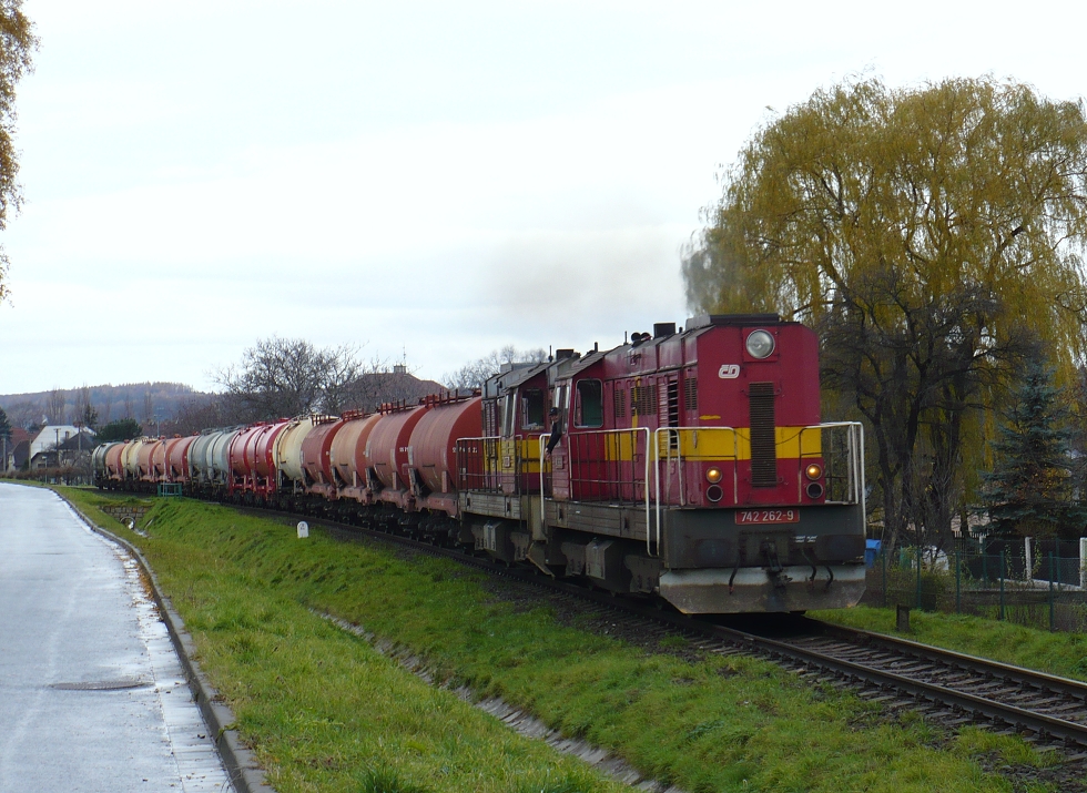 742 262-9