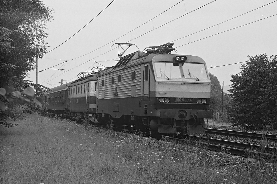 150 023-0
