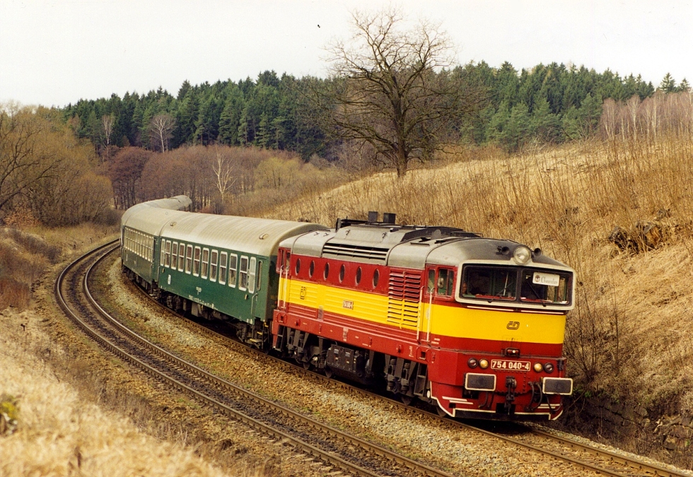 754 040-4