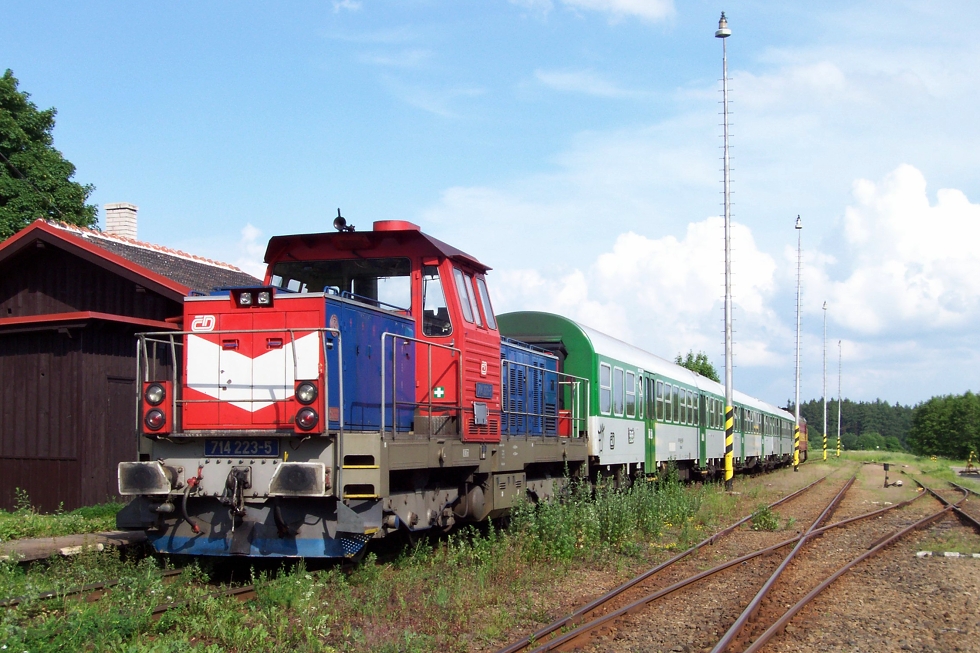 714 223-5
